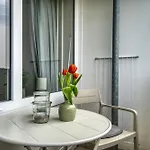 - Haus L, App 0l0505