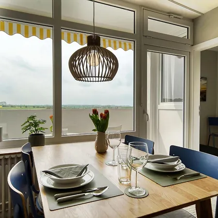 - Haus L, App 0l0505